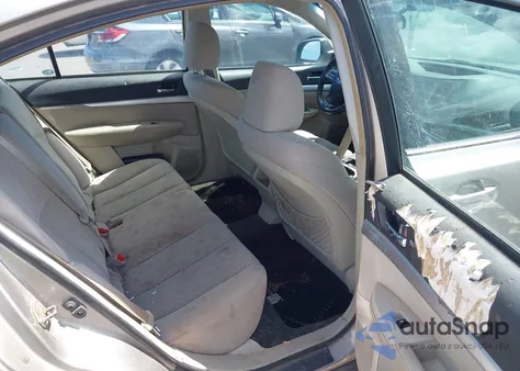 2014 Subaru Legacy 2.5I Premium из США, поврежденный, VIN 4S3BMBC66E3036161